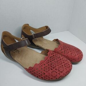 Earth Origins Bronnie Flats Sz 8.5W Leather Red/Brown Perforated Mary Jane Shoes